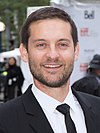 https://upload.wikimedia.org/wikipedia/commons/thumb/c/c2/Tobey_Maguire_2014.jpg/100px-Tobey_Maguire_2014.jpg
